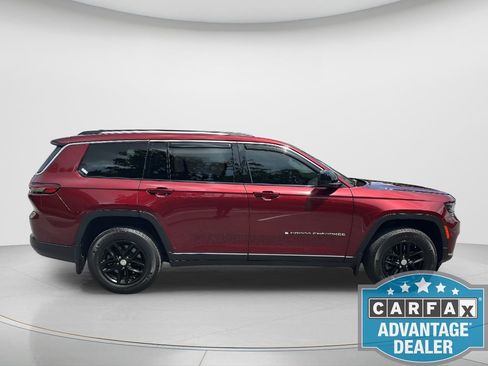 Used 2023 Jeep Grand Cherokee L Laredo RWD image 6