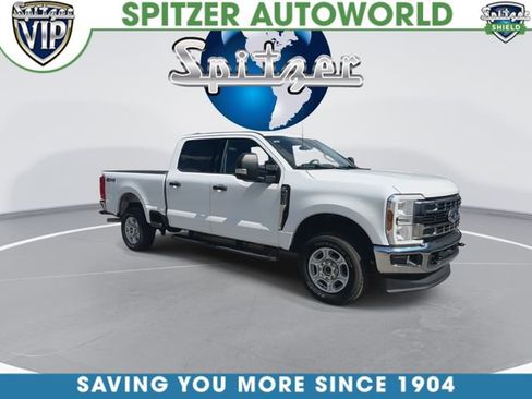 Used 2025 Ford F250 XLT AWD/4WD image 2