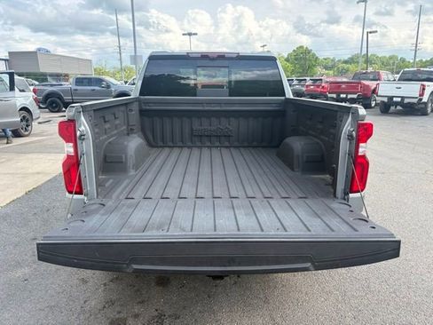 Used 2023 Chevrolet Silverado 1500 High Country w/ Technology Package AWD/4WD image 39