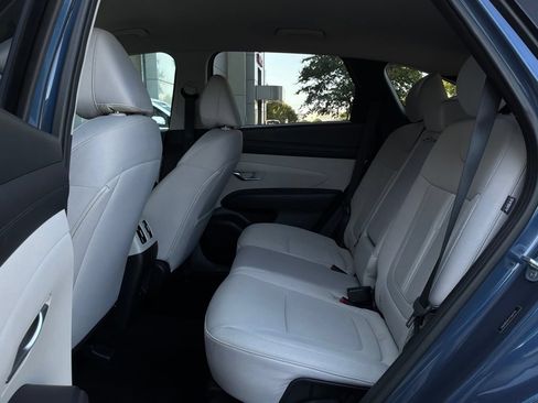 Used 2026 Hyundai Tucson SEL FWD image 12