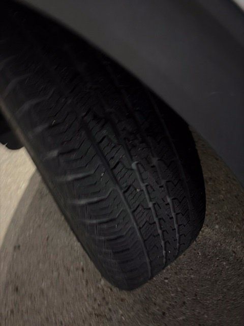 Used 2022 Ford Explorer XLT RWD image 4