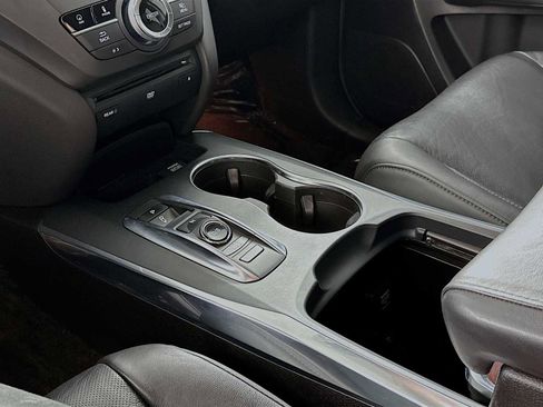 Used 2016 Acura MDX SH-AWD image 19