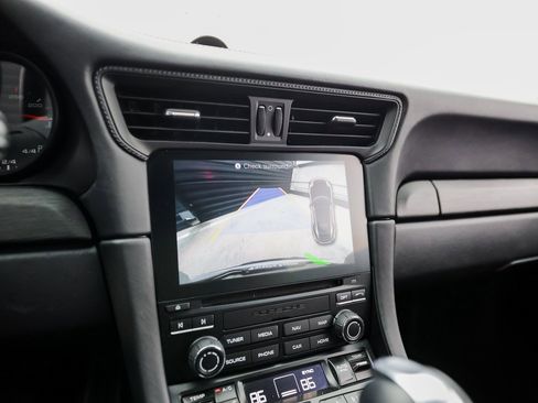 Certified 2018 Porsche 911 Carrera GTS image 19