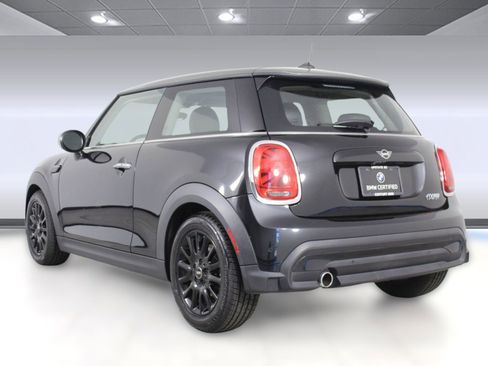 Used 2023 MINI Cooper 2-Door Hardtop w/ Signature Upholstery Package image 3