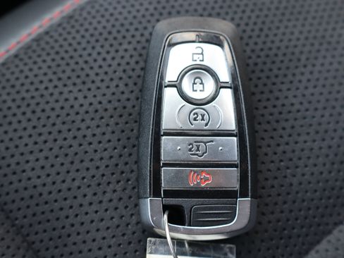Used 2025 Ford Explorer ST AWD/4WD image 35
