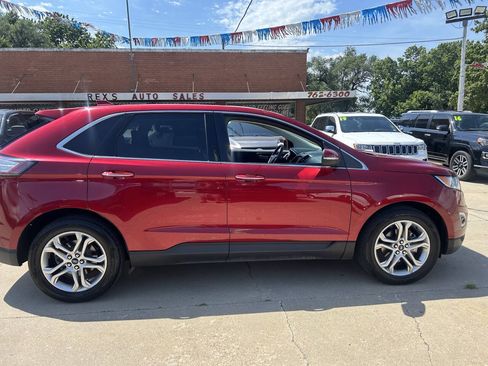 Used 2017 Ford Edge Titanium FWD image 10