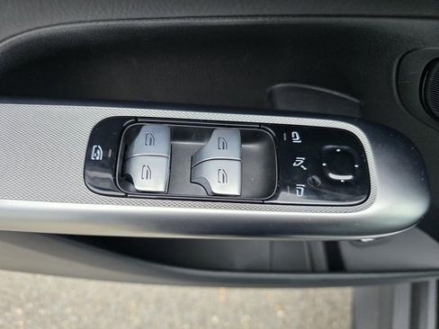 New 2026 Mercedes-Benz GLC 300 4MATIC image 12