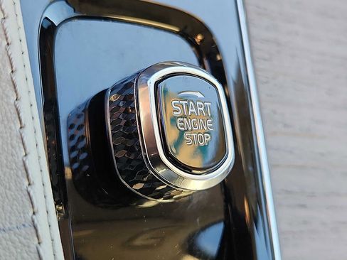 Certified 2023 Volvo XC90 T8 Plus w/ Protection Package Premier image 22