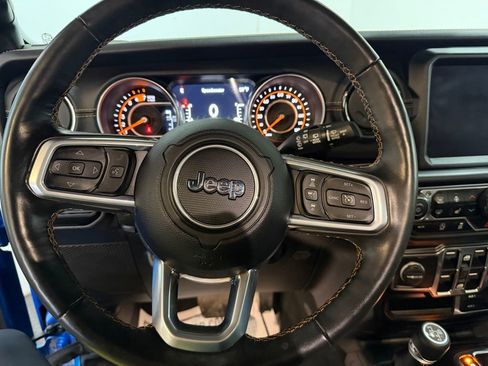 Used 2022 Jeep Wrangler Unlimited Sahara image 29