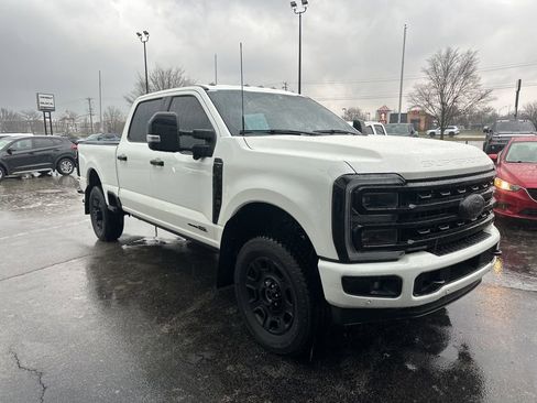Used 2024 Ford F350 Platinum w/ Snow Plow Prep Package image 2