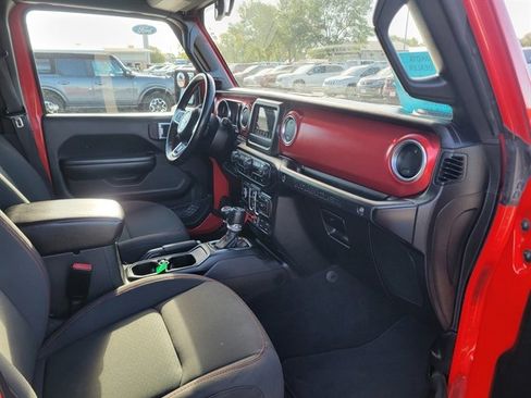 Used 2021 Jeep Wrangler Unlimited Rubicon w/ Dual Top Group image 3