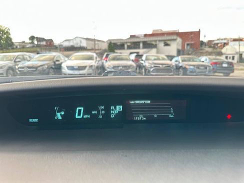Used 2013 Toyota Prius Two w/ Preferred Accessory Pkg FWD image 41