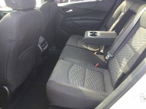 Used 2018 Chevrolet Equinox LT w/ Sun & Infotainment Package image 15