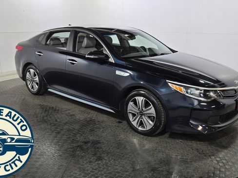 Used 2017 Kia Optima EX image 9