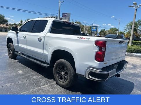 Used 2022 Chevrolet Silverado 1500 LT w/ Safety Package AWD/4WD image 5