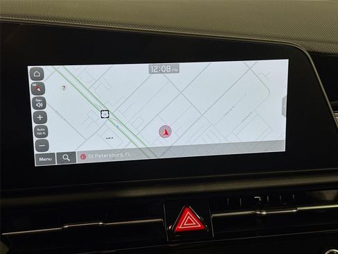 Certified 2025 Kia Niro EX FWD image 15