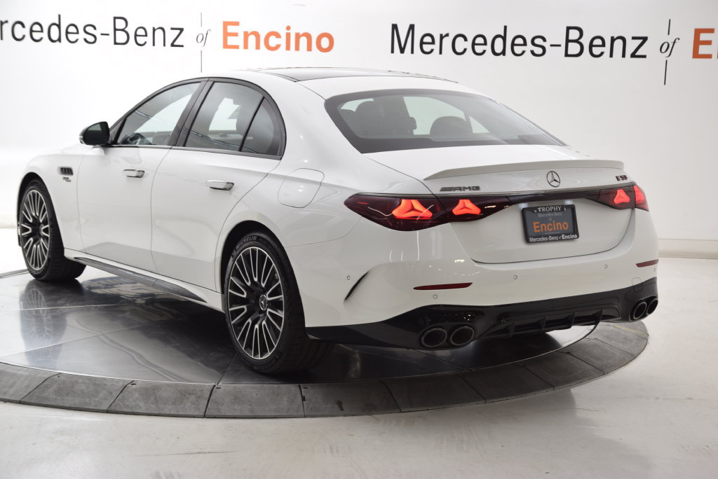 New 2026 Mercedes-Benz E 53 AMG e 4MATIC Sedan image 4