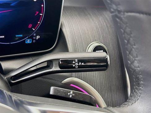 Used 2026 Mercedes-Benz GLC 300 image 18