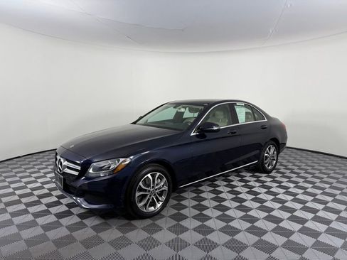 Used 2018 Mercedes-Benz C 300 4MATIC Sedan image 4
