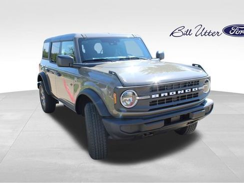 New 2025 Ford Bronco Big Bend image 2