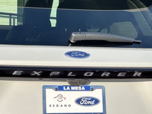 New 2026 Ford Explorer Active w/ Active Comfort Package image 27
