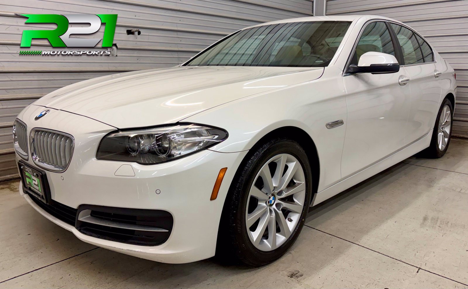 Used 2014 BMW 550i xDrive Sedan AWD/4WD image 1