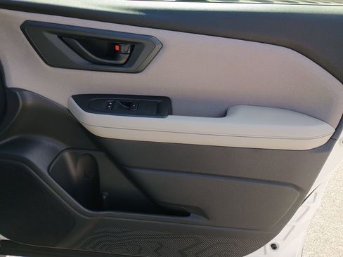 Certified 2025 Subaru Forester Base w/ Convenience Package #1 image 21