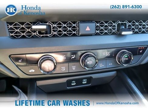 Used 2023 Honda Accord EX image 19