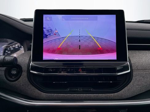 Used 2022 Jeep Compass Latitude image 13