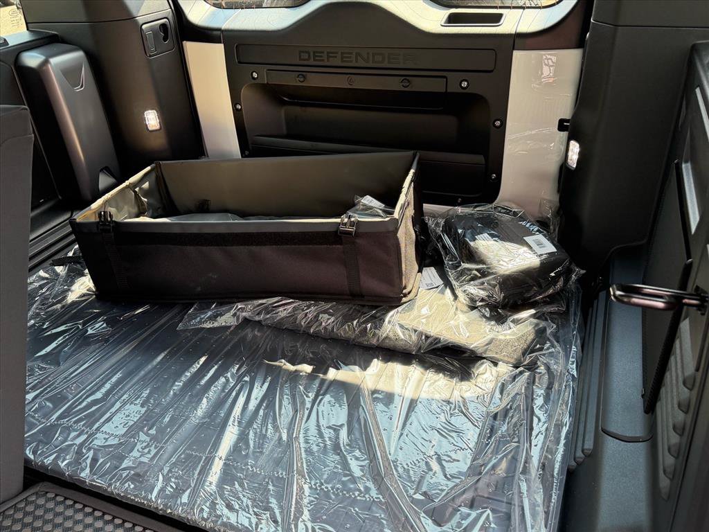New 2026 Land Rover Defender 110 S AWD/4WD image 12