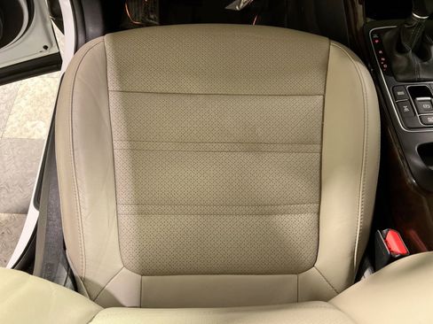 Used 2017 Kia Sorento EX w/ EX Advanced Touring Package image 21