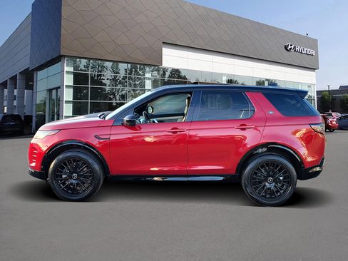 Used 2025 Land Rover Discovery Sport Dynamic SE AWD/4WD image 3