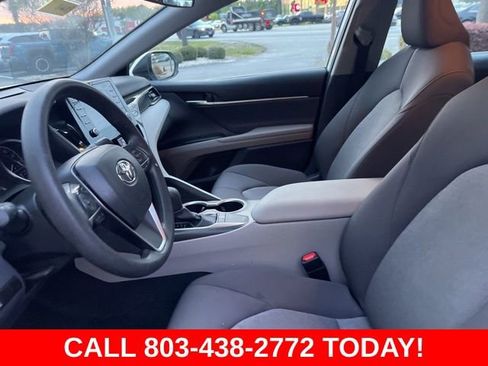 Used 2023 Toyota Camry LE image 9