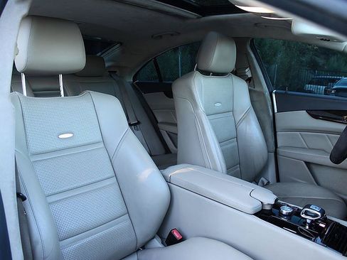 Used 2012 Mercedes-Benz CLS 63 AMG image 24
