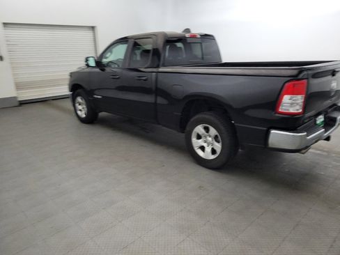 Used 2022 RAM 1500 Big Horn AWD/4WD image 3