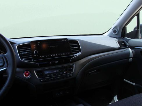 Used 2024 Honda Ridgeline Sport image 14
