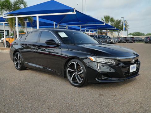 Used 2022 Honda Accord Sport image 3