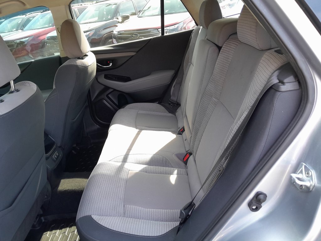 Used 2021 Subaru Outback Premium AWD/4WD image 29