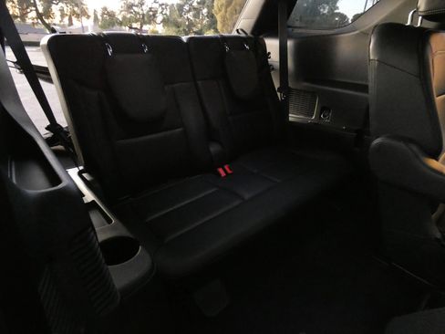 Used 2020 Ford Explorer XLT w/ Equipment Group 202A image 42