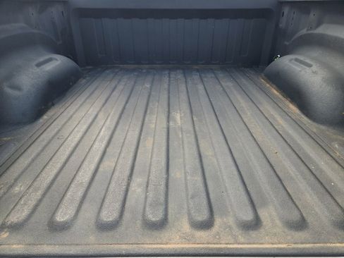 Used 2019 RAM 1500 Limited w/ Body Color Bumper Group AWD/4WD image 32