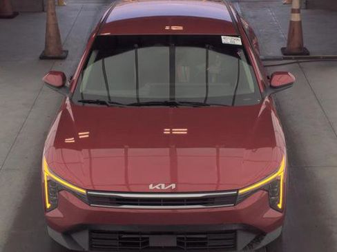 Used 2025 Kia K4 FWD image 8