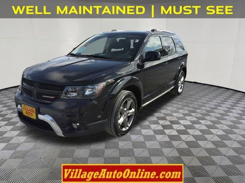 Used 2017 Dodge Journey Crossroad image 1