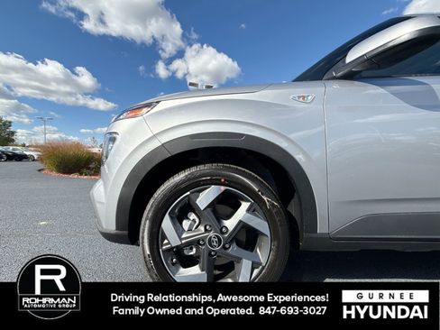 New 2026 Hyundai Venue SEL image 11