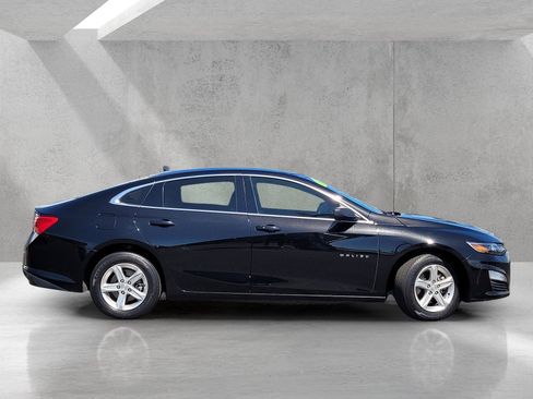 Used 2023 Chevrolet Malibu LS FWD image 4