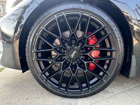 Used 2019 Kia Stinger GT2 AWD/4WD image 9