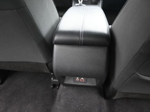 Used 2025 Nissan Altima 2.5 SV image 12