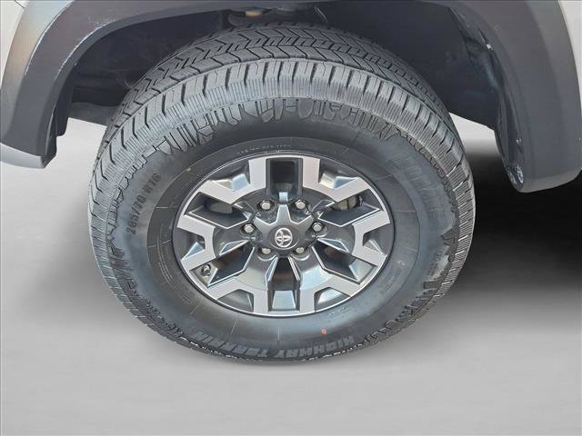Used 2019 Toyota Tacoma TRD Off-Road w/ Technology Package AWD/4WD image 29