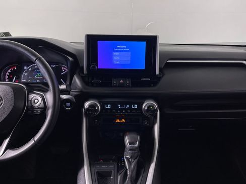 Used 2023 Toyota RAV4 XLE Premium FWD image 15