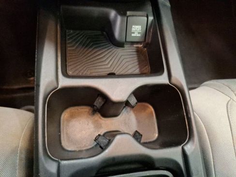 Used 2019 Honda CR-V LX image 28