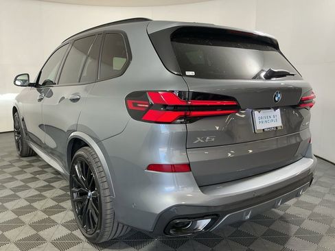 New 2026 BMW X5 xDrive40i w/ M Sport Package image 7